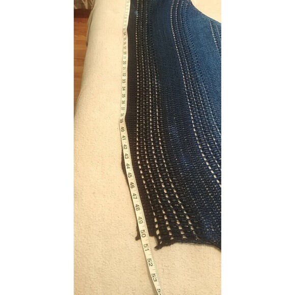 Handmade Crochet Dragon Wing Tringle Wrap/Shawl Blue/Green Ombre 100% Cotton - Picture 9 of 9